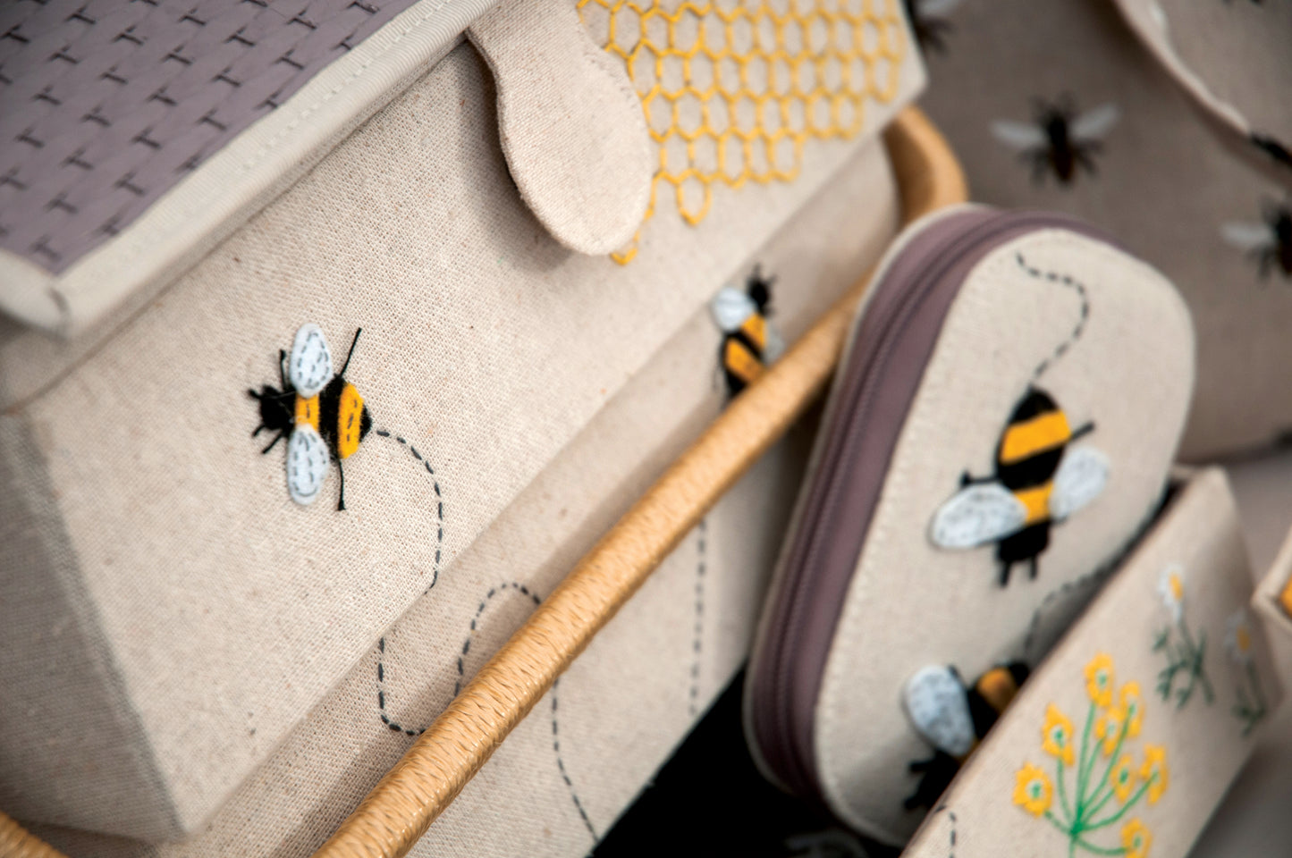 Boite rangement couture grande ruche abeille