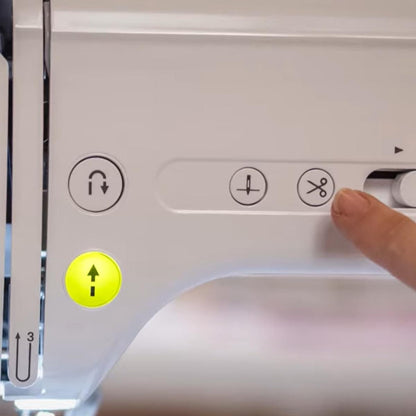 Brother Innov-is M380 | Machine Combinée Couture, Quilting et Broderie Connectée