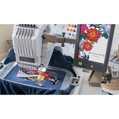 BROTHER PR680W Machine à broder AVEC table de rangement OFFERTE + système à casquette OFFERT + Logiciel PE DESIGN 11 à tarif préférentiel opie)