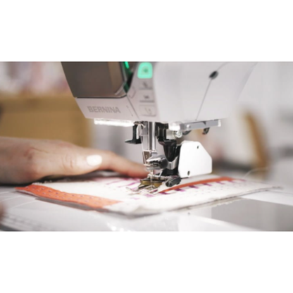 BERNINA B570QE Machine à coudre & à quilter (module de broderie en option*)