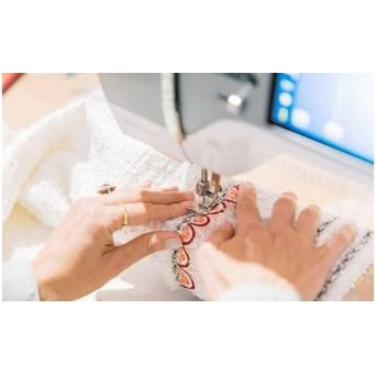 BERNINA B735 PRO Machine à coudre et à quilter