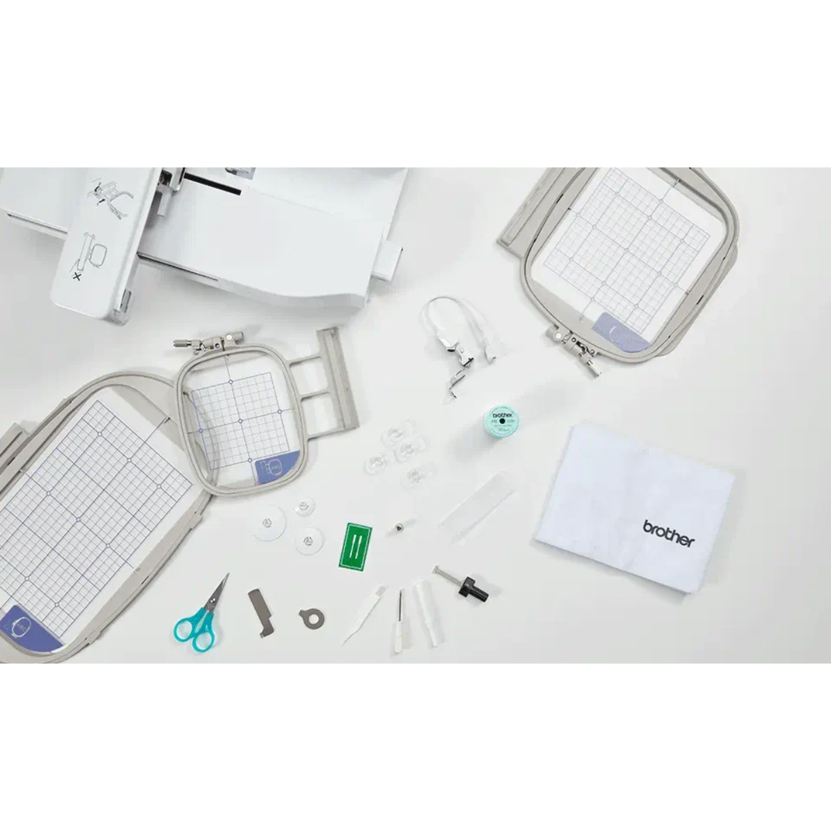 BROTHER Innovis NV880E Machine à broder