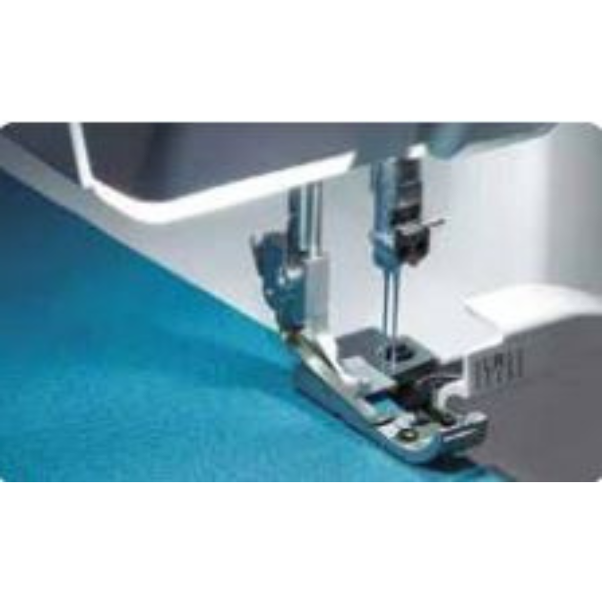 BABY LOCK Surjeteuse ACCLAIM 4/3/2 fils sans réglage de tension