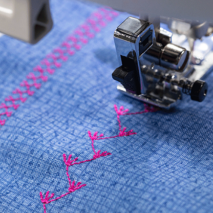 BROTHER Innovis F580 Machine à coudre à quilter et à broder