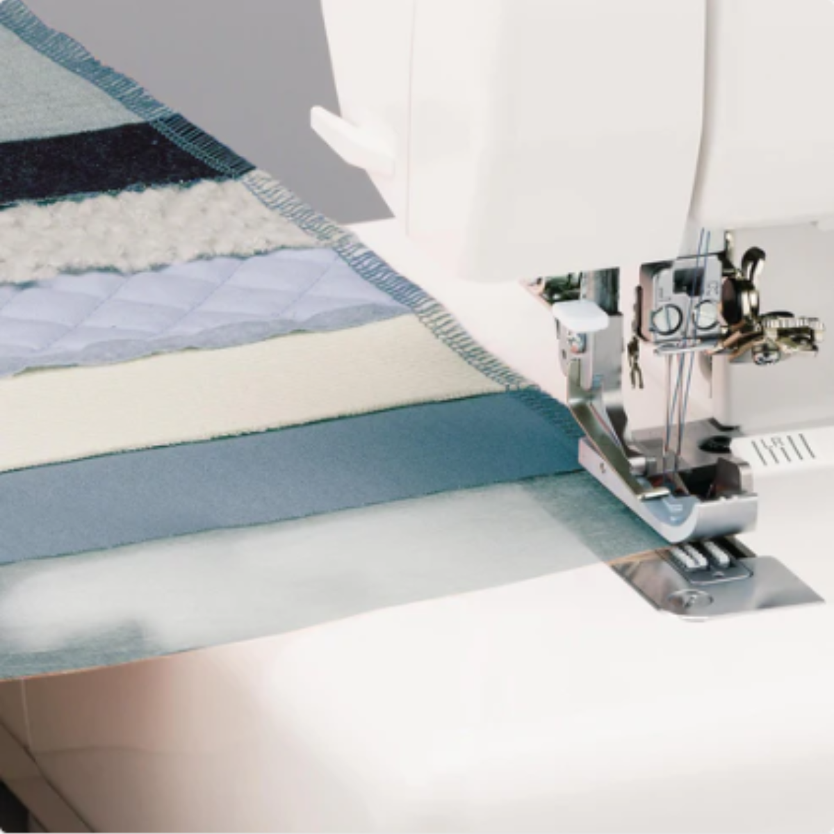 BABY LOCK Surjeteuse VICTORY 4/3/2 fils - 1 à 2 aiguilles