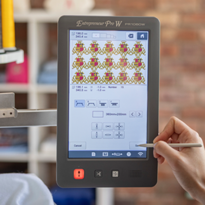 BROTHER PR1060W Machine à broder semi-professionnelle 10 aiguilles