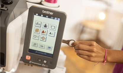 BROTHER PR1X Brodeuse  Machine à broder mono-aiguille