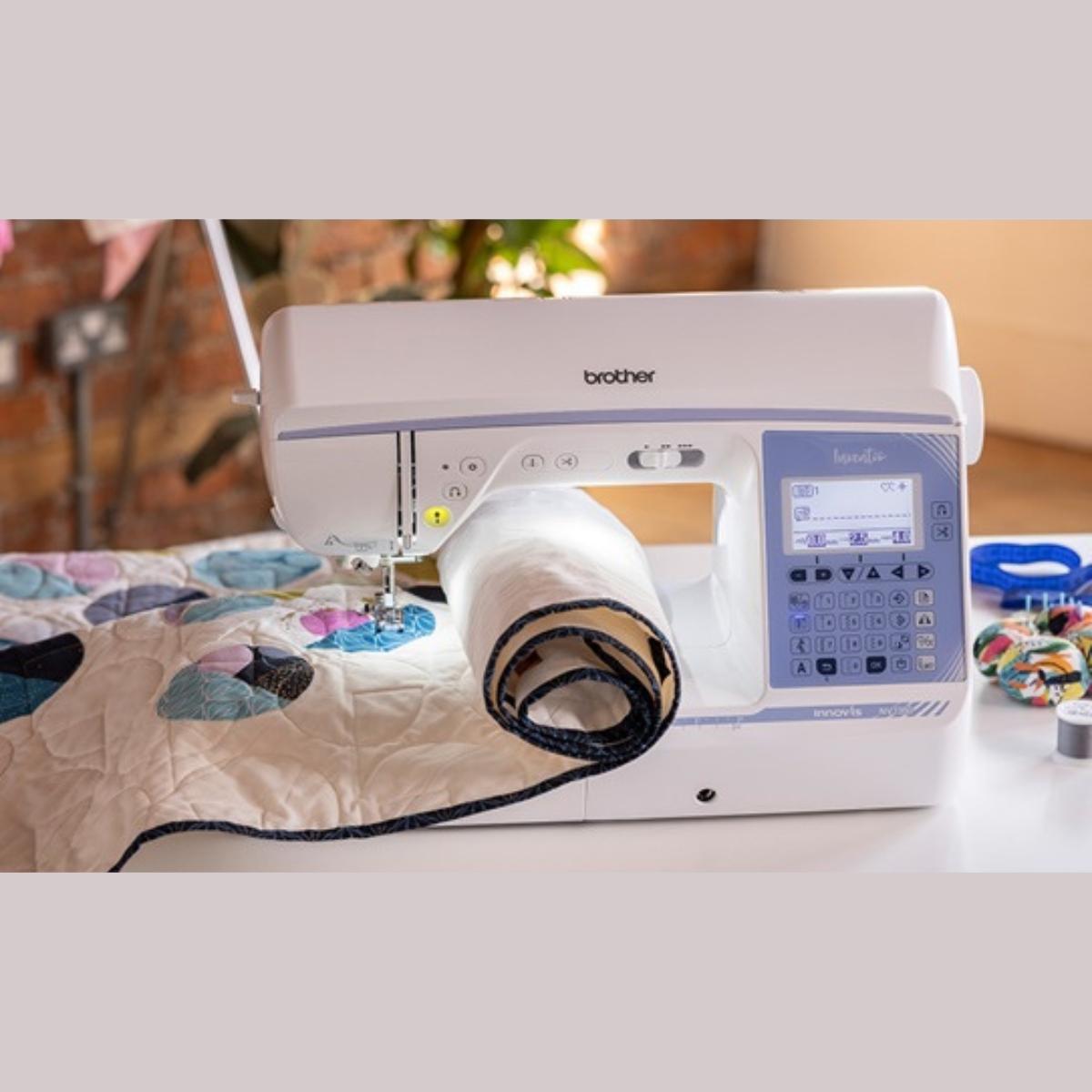 BROTHER | Machine à coudre et à quilter Inventio NV 1350 | Livraison gratuite