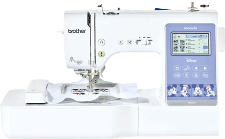 L’Innov-is M380D est peut-être compacte, mais elle n’en est pas moins puissante ! Écran tactile LCD couleur, 200 motifs de broderie intégrés, fonctions d’édition à l’écran, 181 points de couture décoratifs et utilitaires, My Custom StitchTM (Mon point de couture personnalisé) , variateur de vitesse de couture... 